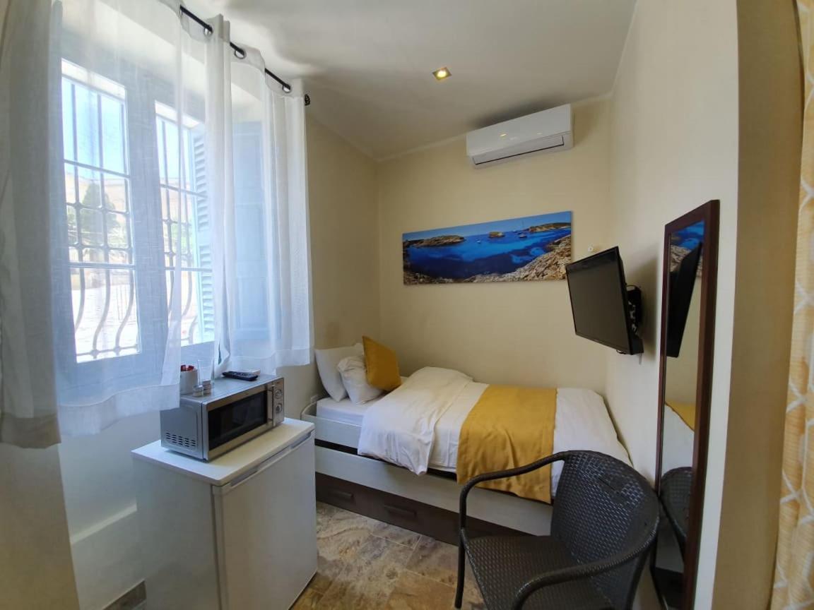 Central Suites St. Julian'S Gasthuis *